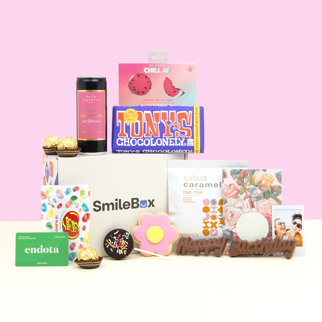 Birthday gift boxes: what to include to make someone’s day extra special